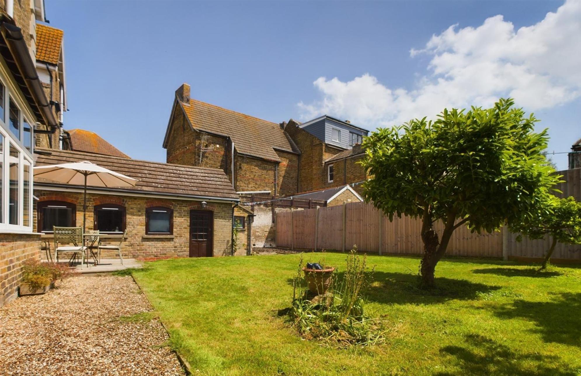 Ocean View Double With Ensuite, With Access To Private Garden And Bike Store Margate Eksteriør bilde